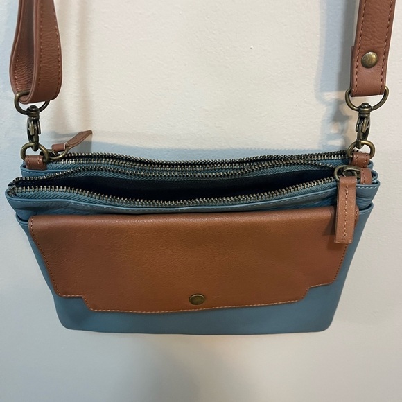 Serrv Leather Purse two Tone Blue & Tan Crossbody Bag Clutch Organizer 7”x10”x2” - Picture 3 of 11